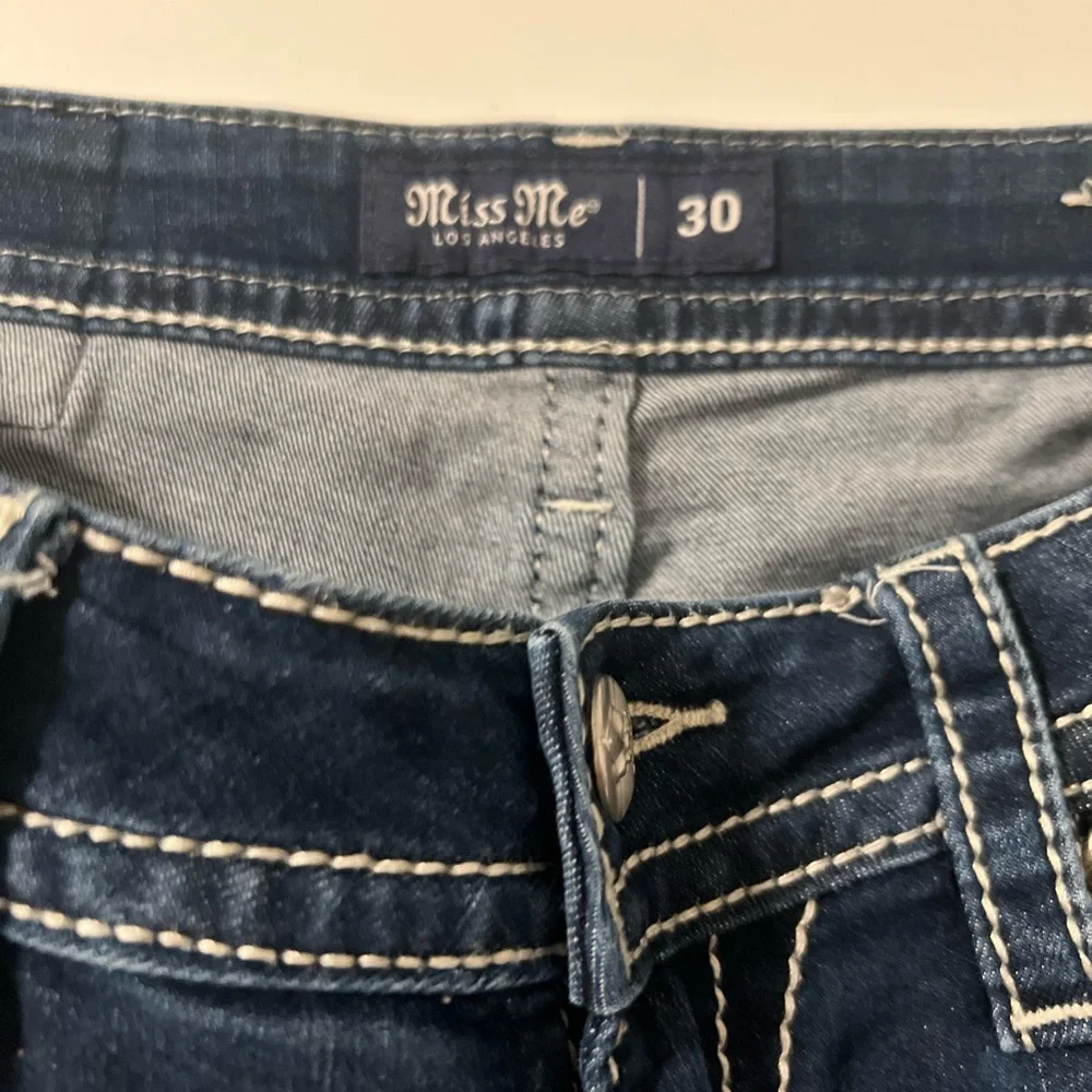 Miss Me Jeans - Picture 1 of 5